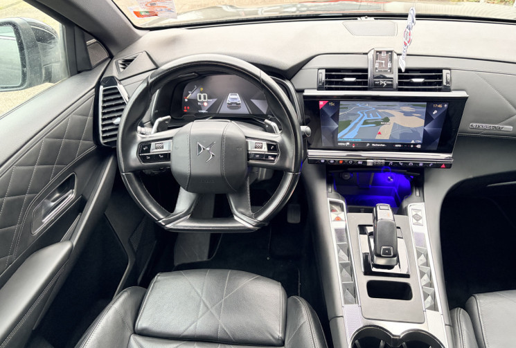 DS DS 7 Crossback 1.5 Hdi 130 ch Rivoli BVA * Caméra Recul * Virtual Cockpit * Siège Electrique 