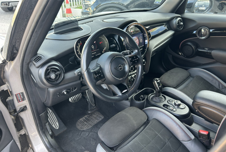 Mini Mini III (2) (F55) 2.0 178 Ch COOPER S FINITION JOHN COOPER WORKS BVA7 5P