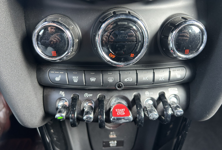 Mini Mini III (2) (F55) 2.0 178 Ch COOPER S FINITION JOHN COOPER WORKS BVA7 5P