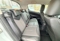 Peugeot 308 1.6 VTi 16v 120 ch D-Sign 5p * 42 000 Km * GPS * Siège Tissu & Sim Cuir * Jantes Alu R17