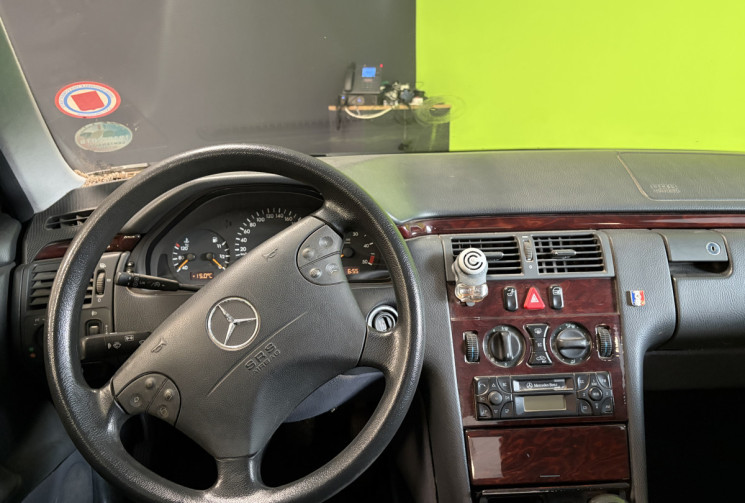 Mercedes CLASSE E 270  2.7 CDI CLASSIC 