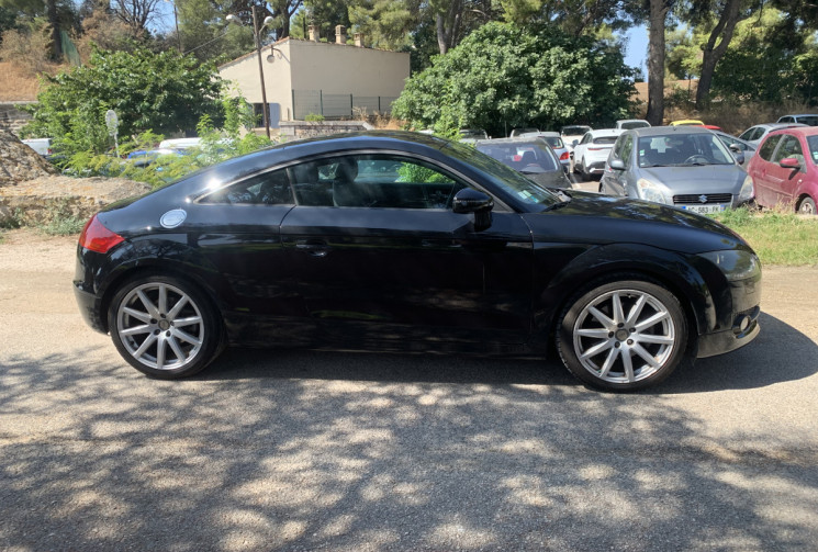 Audi TT 2.0 TFSi 16V 200 ch 