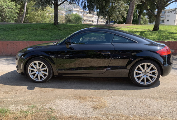 Audi TT 2.0 TFSi 16V 200 ch 