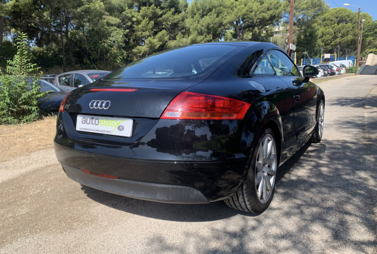 Audi TT 2.0 TFSi 16V 200 ch 