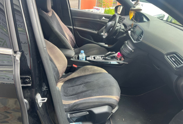 Peugeot 308  II Phase II 1.5 BlueHDi EAT8 S&S 130 cv GT-LINE