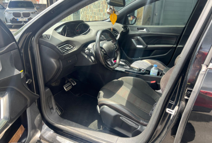 Peugeot 308  II Phase II 1.5 BlueHDi EAT8 S&S 130 cv GT-LINE