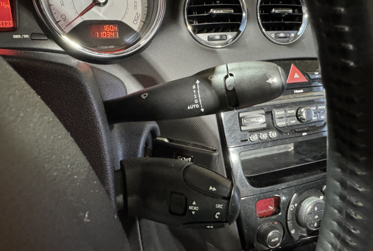 Peugeot 308 CC GARANTIE 6 MOIS 2.0 HDi 163 cv FELINE