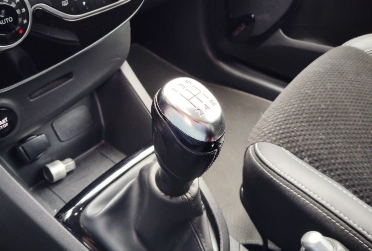 Renault Clio IV 1.5 DCI 90 ENERGY INTENS ECO2