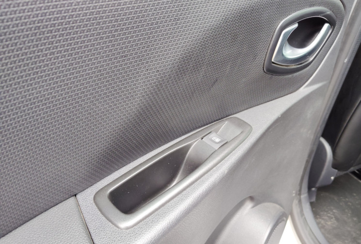 Renault Clio IV 1.5 DCI 90 ENERGY INTENS ECO2