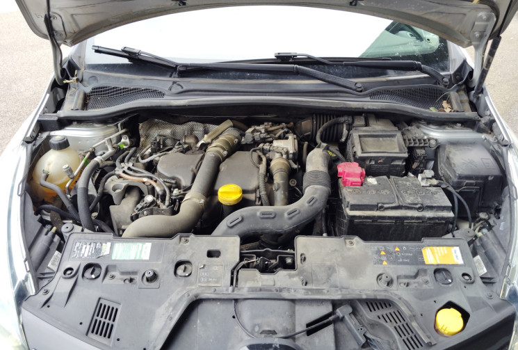 Renault Clio IV 1.5 DCI 90 ENERGY INTENS ECO2