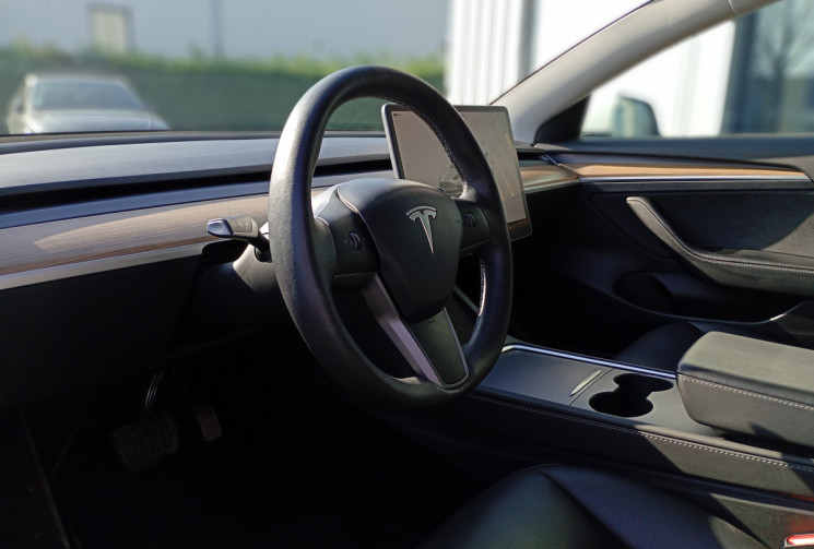 Tesla Model 3 STANDARD RANGE PLUS 60 KW