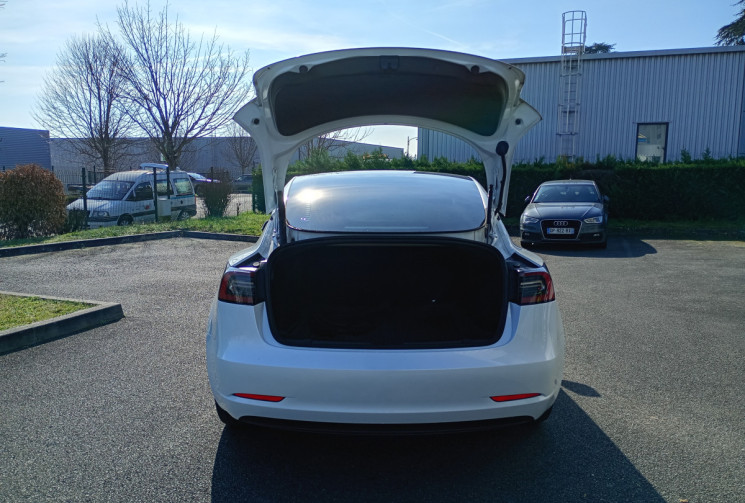 Tesla Model 3 STANDARD RANGE PLUS 325Ch