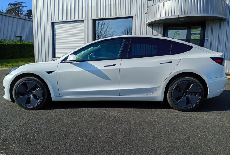 Tesla Model 3 STANDARD RANGE PLUS 60 KW