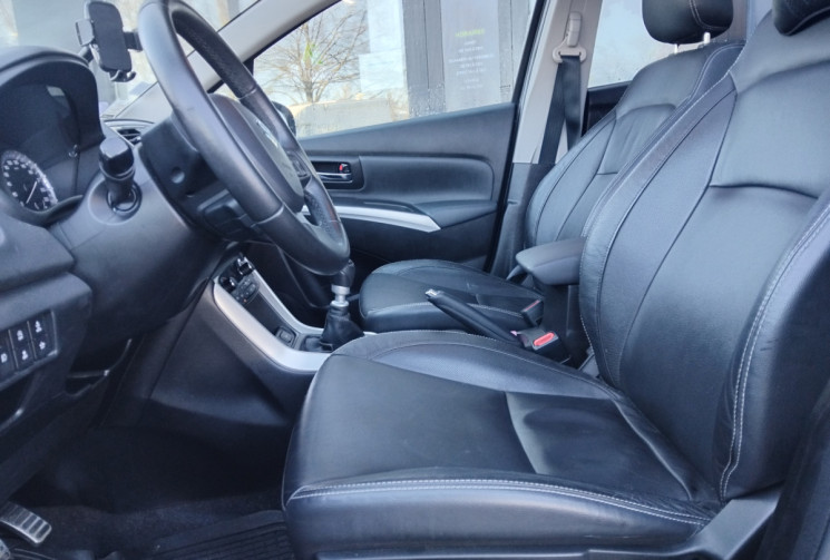 Suzuki SX4 S-Cross 140 cv 1.4 Boosterjet Style Allgrip - GPS - Cuir - Toit ouvrant - 