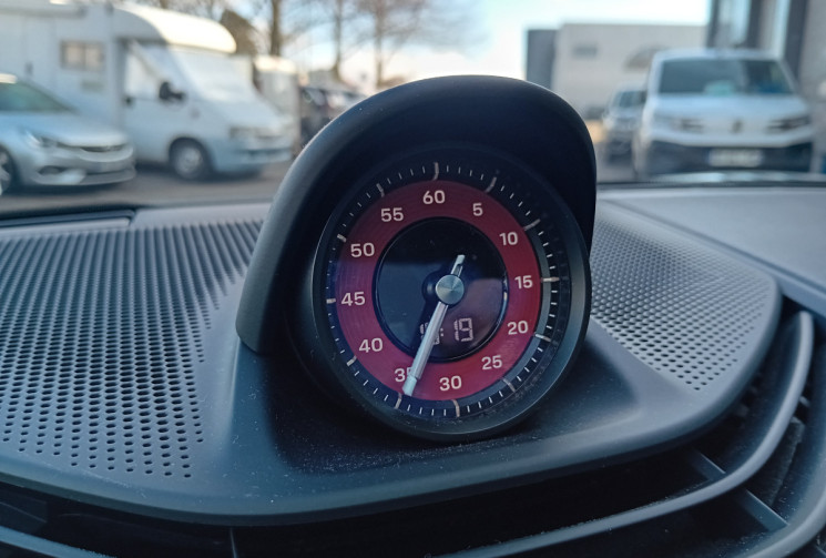 Porsche Taycan Sport Turismo 598 ch GTS - 4 pneus neufs - révision Août 26 -