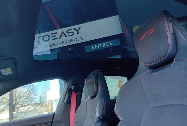 Porsche Taycan Sport Turismo 598 ch GTS - 4 pneus neufs - révision Août 26 -