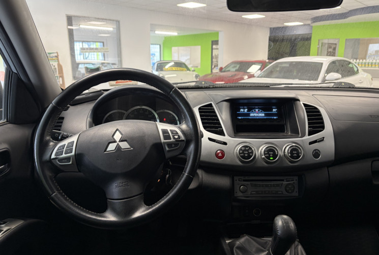 Mitsubishi L200 2.4 DI-D 181 DOUBLE CABINE CAB 