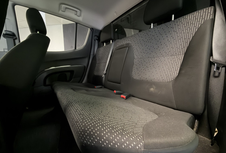 Mitsubishi L200 2.4 DI-D 181 DOUBLE CABINE CAB 