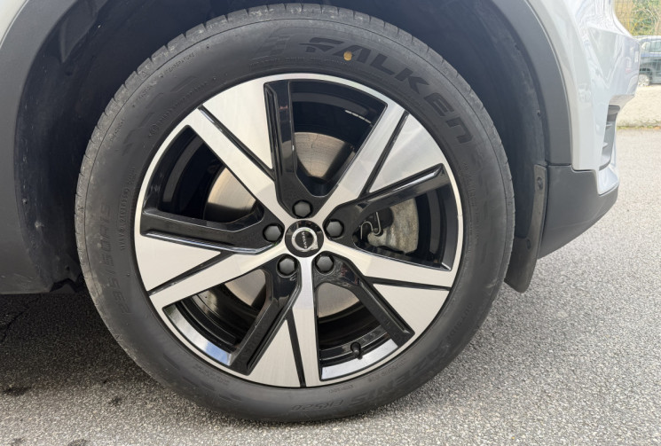 Volvo XC40 T4 RECHARGE 129+82 DCT7 R-DESIGN * ENTRETIEN COMPLET * TVA RECUPERABLE * GARANTIE 6 MOIS