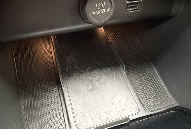 Volvo XC40 T4 RECHARGE 129+82 DCT7 R-DESIGN * ENTRETIEN COMPLET * TVA RECUPERABLE * GARANTIE 6 MOIS