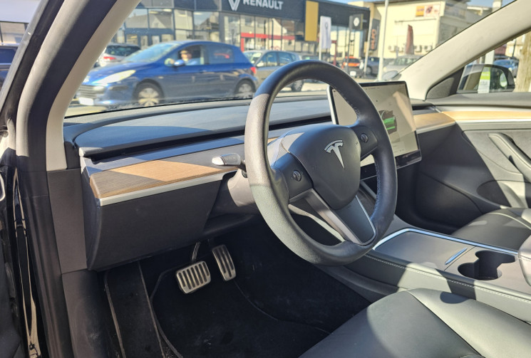 Tesla Model 3 Standard RWD Plus MY22