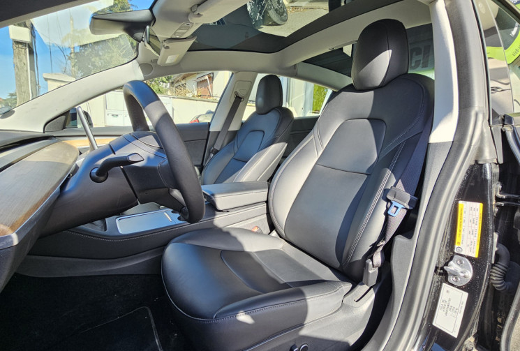 Tesla Model 3 Standard RWD Plus MY22