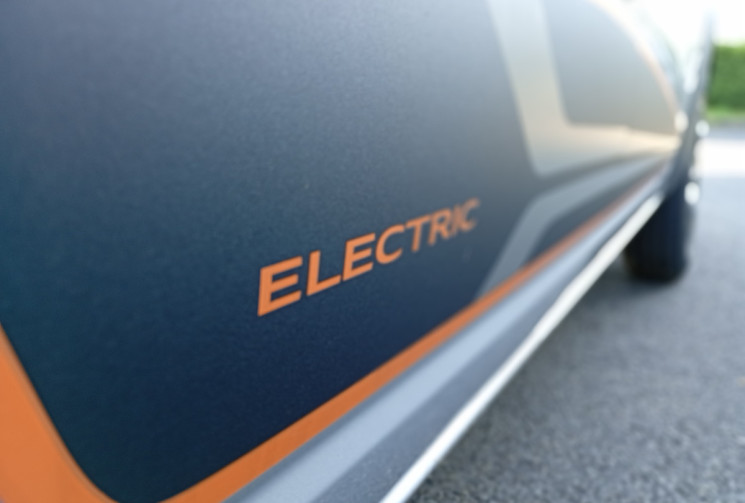 Dacia Spring 45 ch Confort Plus  / 1ère MAIN / Achat intégral / 27.6 Kws