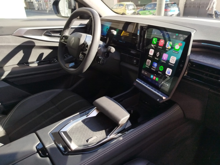 Renault Austral E-TECH 1.2 DIG-T 200 Hybrid 2WD Xtronic130 cv Techno 