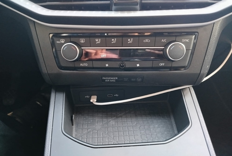 SEAT Ibiza V Phase 2 1.0 TSI 95 cv / Copa / Suivi SEAT  