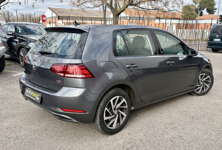 Volkswagen Golf 7 VII 1.6 TDI 105cv Sound DSG / 2018 / 5 portes / 