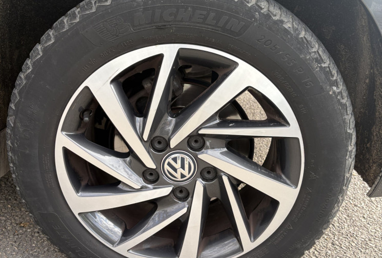 Volkswagen Golf 7 VII 1.6 TDI 105cv Sound DSG / 2018 / 5 portes / 