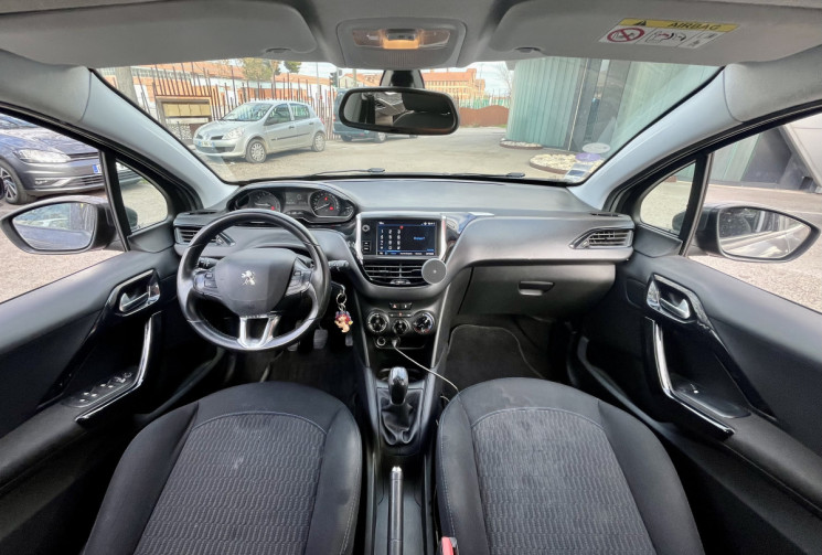 Peugeot 208 Active 1.2 Puretech 82cv / Distribution changée/ 5 portes / CarPlay / 66000km / 2019