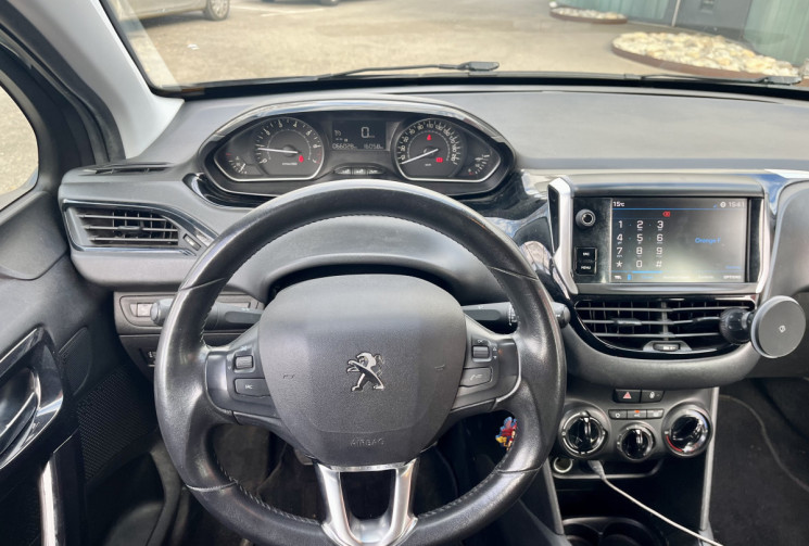 Peugeot 208 Active 1.2 Puretech 82cv / Distribution changée/ 5 portes / CarPlay / 66000km / 2019