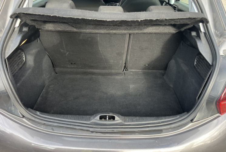 Peugeot 208 Active 1.2 Puretech 82cv / Distribution changée/ 5 portes / CarPlay / 66000km / 2019