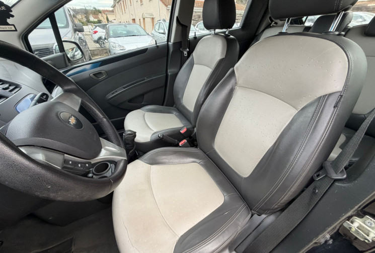 Chevrolet SPARK 1.0 / 68 CH / CLIM 