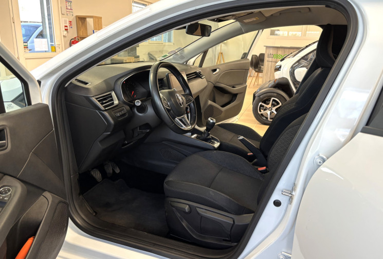 Renault Clio 1.0 TCE 100 BUSINESS / 1 ERE MAIN / SUIVI COMPLET RENAULT 