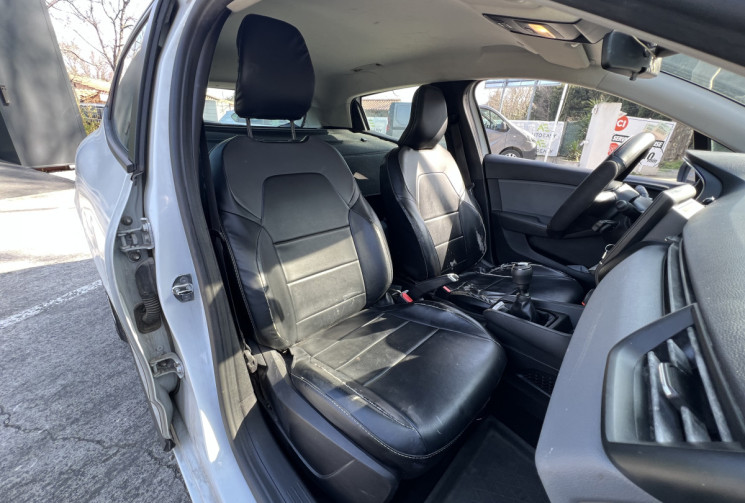 Renault Clio 5 V 1.5 dCi 85 Société Air Nav 2 Places / TVA Récupérable / Carplay / Radars AR