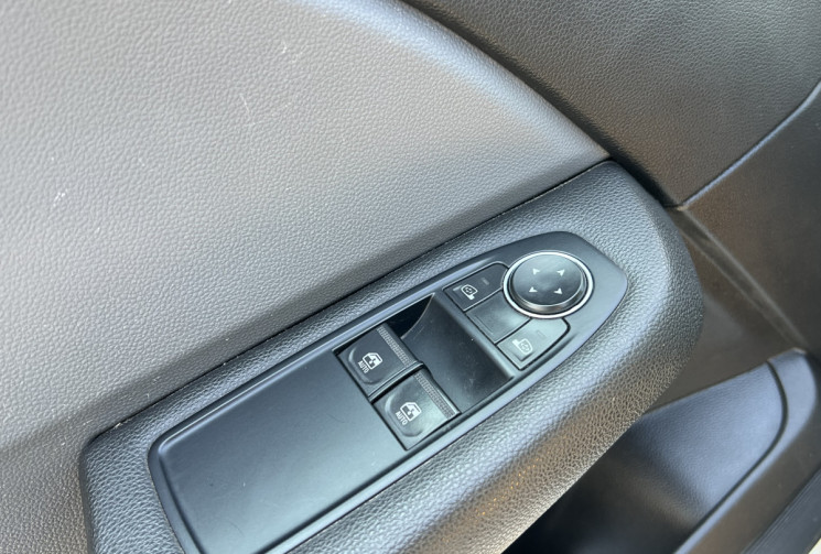 Renault Clio V 1.5 dCi 85 Société Air Nav 2 Places / TVA Récupérable / Carplay / Radars AR