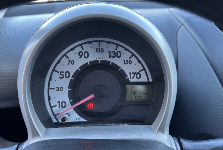 Citroën C1 3 PORTES 1.0 i 68 CV