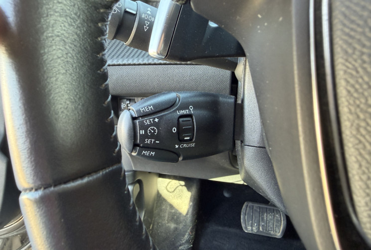 Peugeot 2008 1.5 BLUEHDI 130 ALLURE BUSINESS EAT8