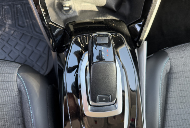 Peugeot 2008 1.5 BLUEHDI 130 ALLURE BUSINESS EAT8