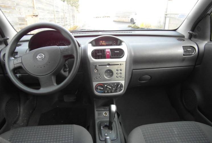 Opel Corsa CORSA III C 1.0 16V 60CV