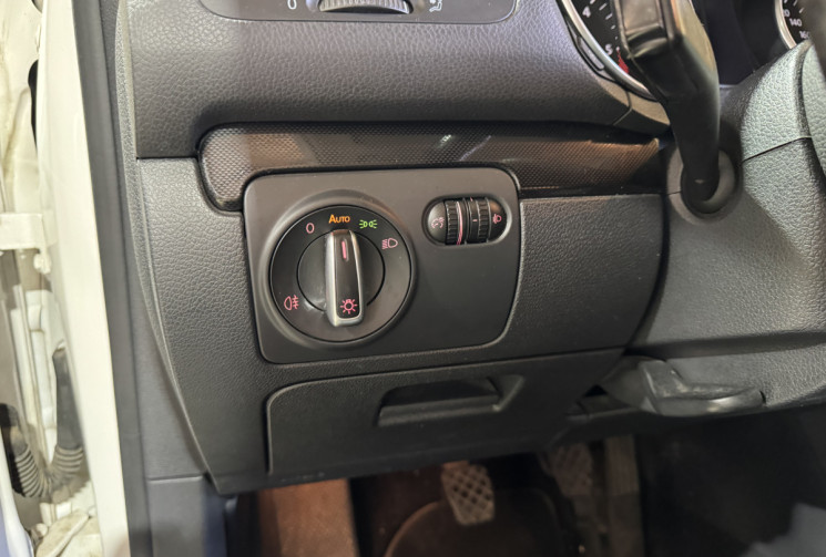 Volkswagen Golf VI GARANTIE 6 MOIS 5 Portes 1.6 TDI 105 cv