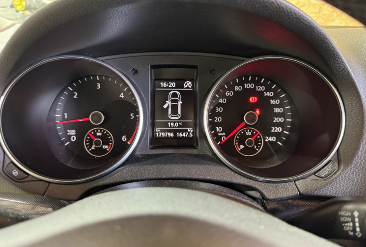 Volkswagen Golf VI GARANTIE 6 MOIS 5 Portes 1.6 TDI 105 cv