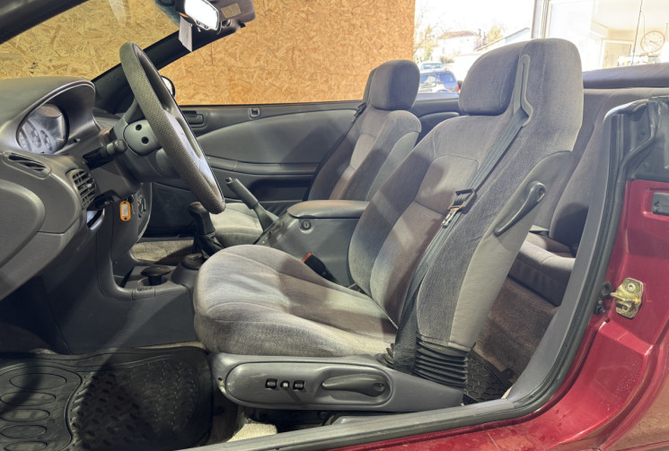 Chrysler SEBRING STRATUS 2.0 i 16V 131 cv