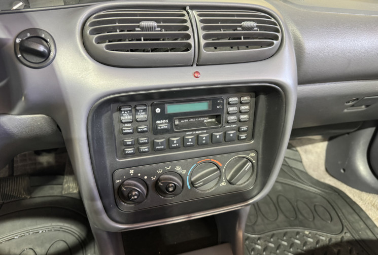 Chrysler SEBRING STRATUS 2.0 i 16V 131 cv