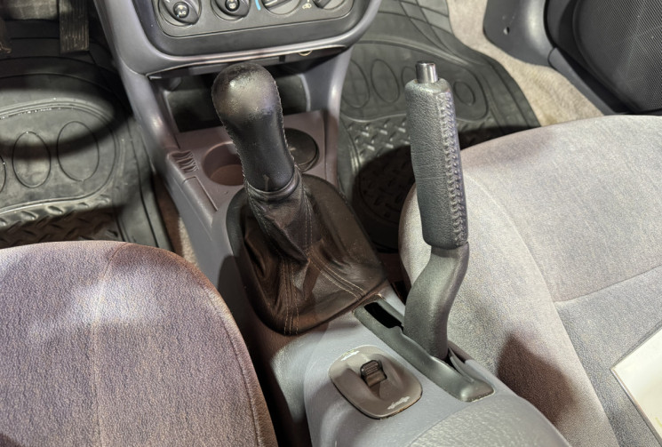 Chrysler SEBRING STRATUS 2.0 i 16V 131 cv