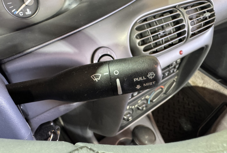 Chrysler SEBRING STRATUS 2.0 i 16V 131 cv