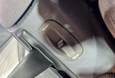 Chrysler SEBRING STRATUS 2.0 i 16V 131 cv