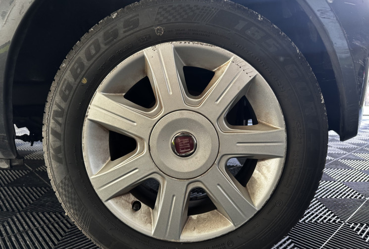 FIAT Punto 1.2 8v 60ch Cult II 5p